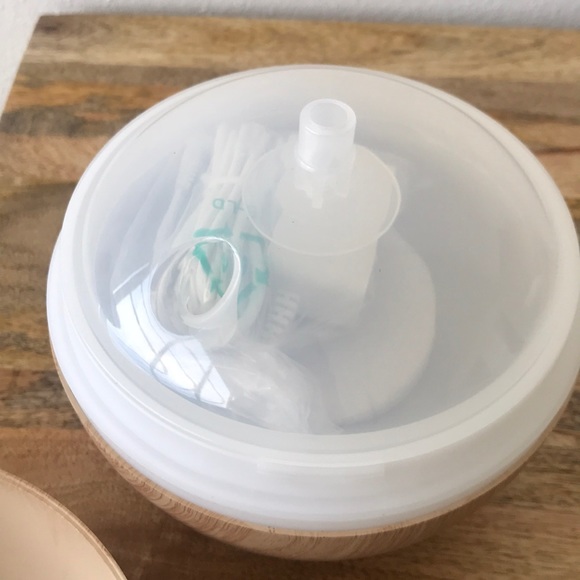 Essential oil diffuser - Picture 2 of 3